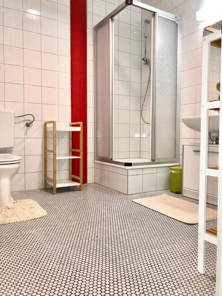 Kobra Room Fuer 4 Personen Spielberg Bei Knittelfeld Dış mekan fotoğraf